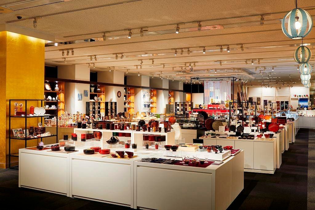 🛍️ 전통공예 아오야마 스퀘어 (덴토코게이 아오야마 스퀘아) 이미지 1